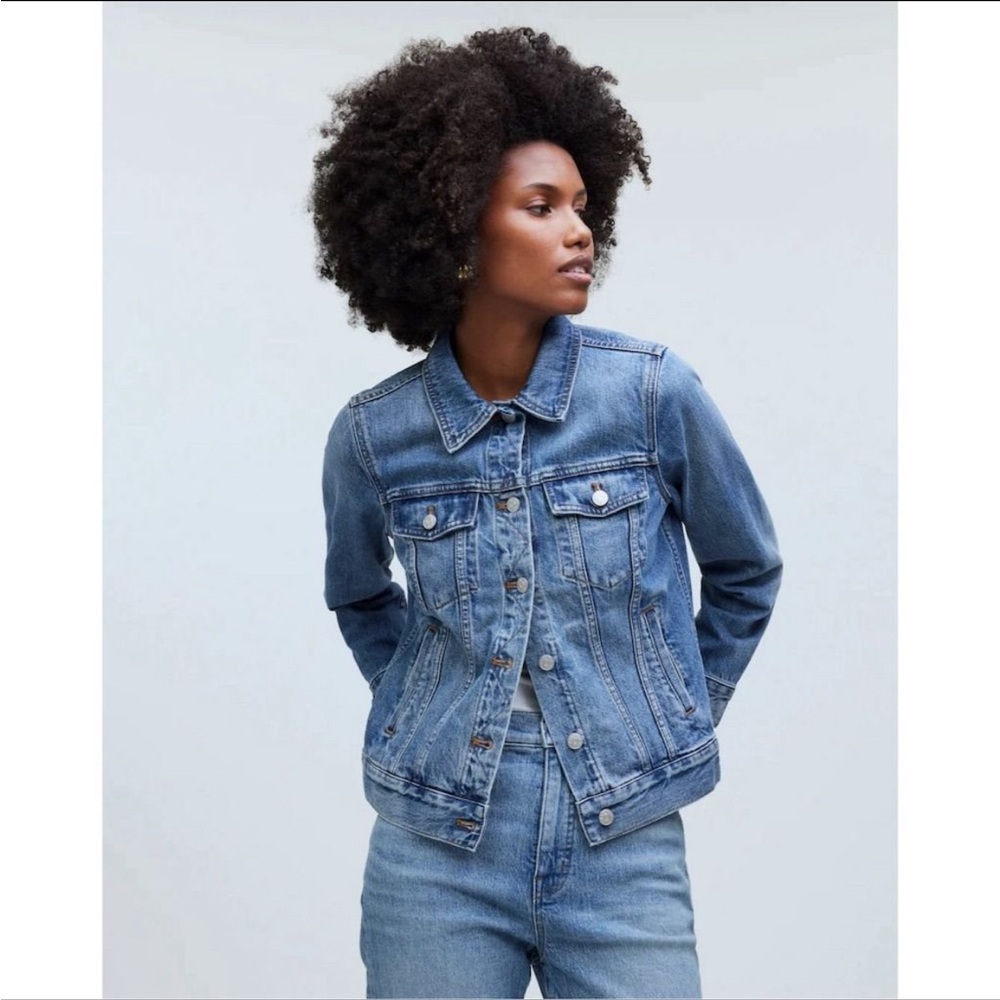 Madewell Women's Classic Jean Jacket Medium Blue Denim Button-Up Casual